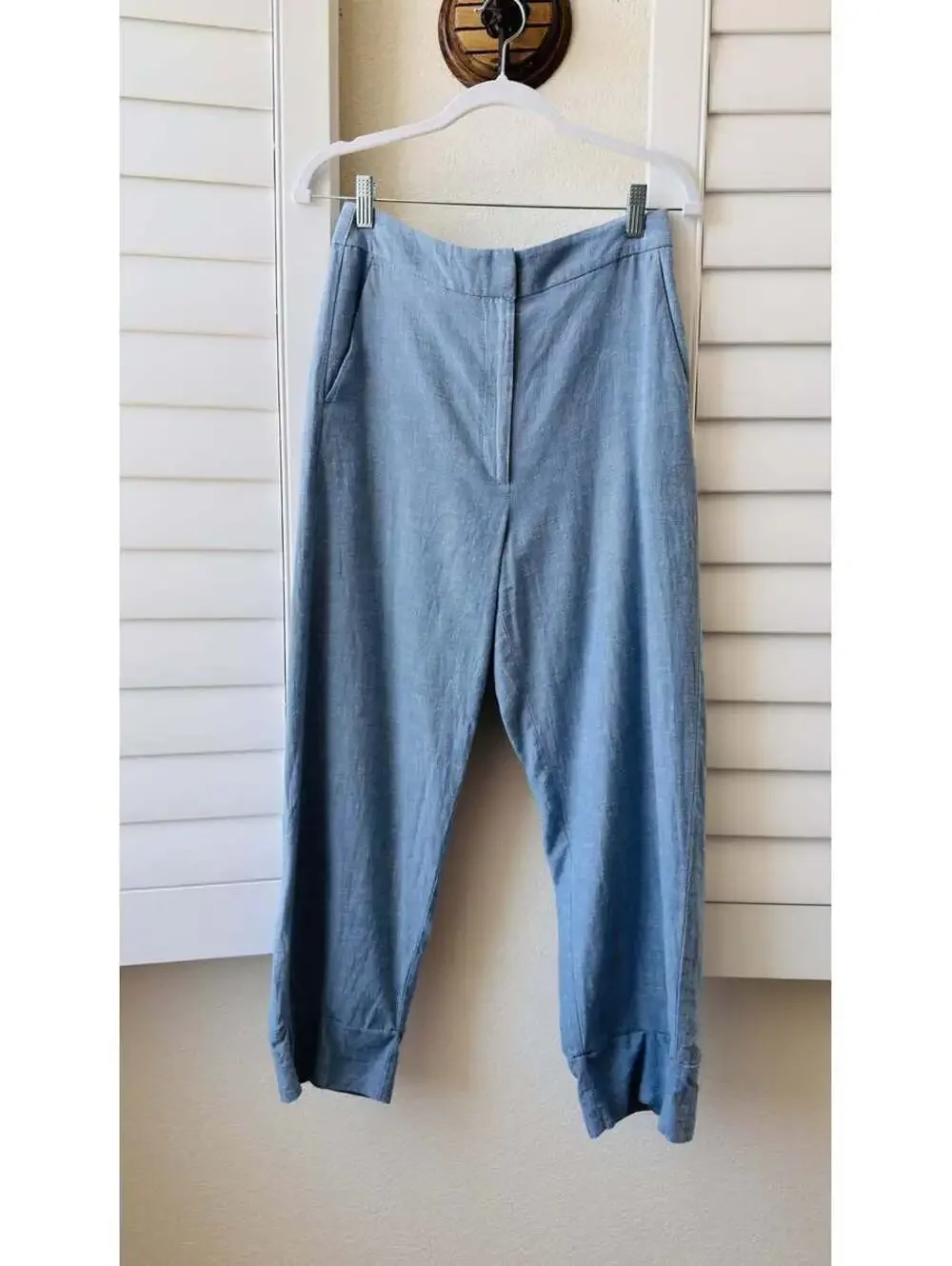 Zara Light Blue Chambray Cuffed Cropped Trousers Size M